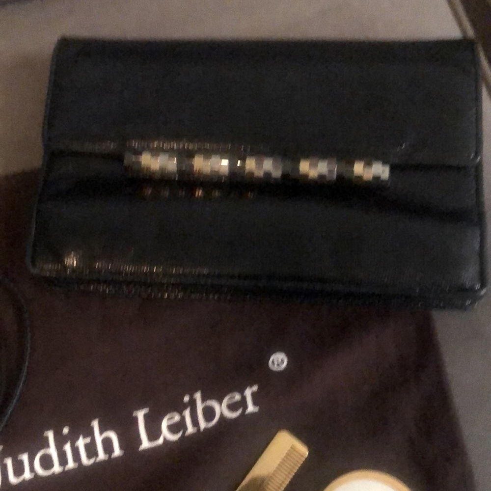 Judith Leiber Lizard Skin Evening Clutch Bag - Picture 3 of 16
